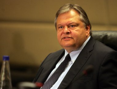 Ε. Βενιζέλος: «Αν ο ΣΥΡΙΖΑ πάει σε δημοψήφισμα - ο Πρόεδρος της Δημοκρατίας να το αποτρέψει»